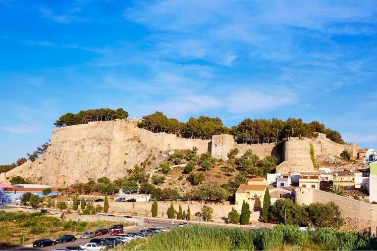 Architecture in Denia: an expansive journey through its history, culture and modernity.